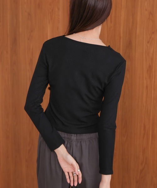 Bab(バブ)の「フロントギャザーデザインカットソー(Tシャツ/カットソー・レディース・グレー/オフホワイト/ブラック・M)」の19枚目の写真
