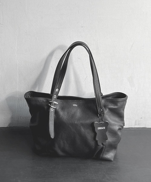 DECADE(ディケイド)の「オイルドカウレザー・ミニトートバッグDECADE(No-01504) Oiled Cow Leather Mini Tote Bag ディケイド(トートバッグ・メンズ・ブラック/ブラック系その他・フリー)」の4枚目の写真