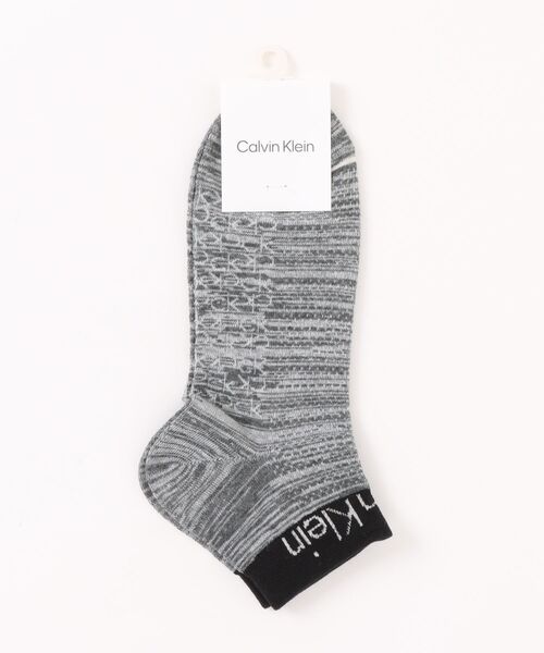 Calvin Klein（カルバン・クライン）の「Calvin Klein メンズ 足底メッシュ編み ロゴデザイン スニーカーソックス 02522554（ソックス/靴下・メンズ・ネイビー/ライトグレー/グレー・25-27CM）」の3枚目の写真