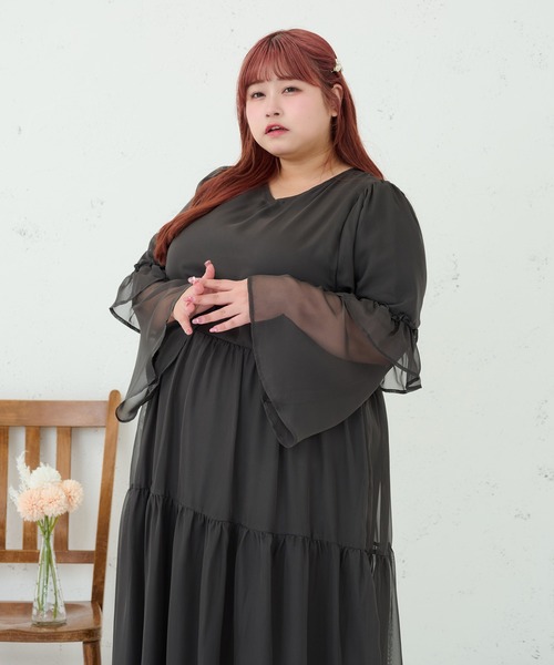 Louiosy(ルオシー)の「【大きいサイズ】Vネックティアードワンピース(ワンピース・レディース・ライトピンク/チャコールグレー/グレー系その他・4L/3L)」の12枚目の写真