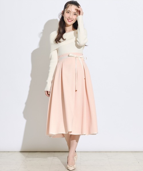 SWINGLE（スウィングル）の「バイカラーリボンベルトパイピングラメツイードスカート（スカート・レディース・ネイビー/ピンク/アイボリー・SMALL/MEDIUM）」の5枚目の写真