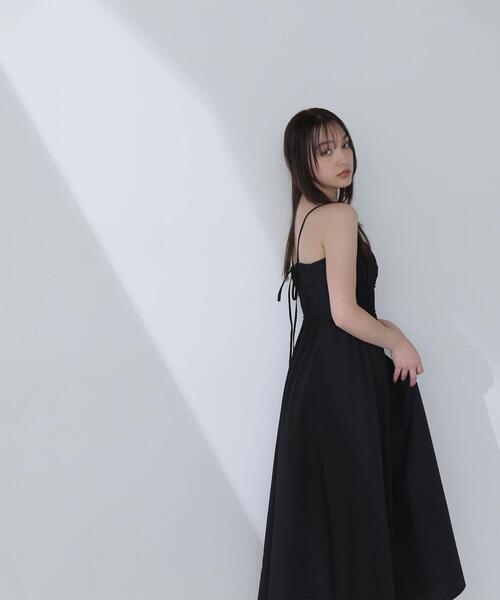 NATURAL BEAUTY BASIC(ナチュラルビューティーベーシック)の「◇【THINK NATURAL】ギャザーデザインキャミワンピース(ワンピース・レディース・ライトグリーン/ブラック/オフホワイト・MEDIUM/P/S)」の2枚目の写真