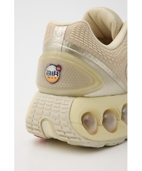 NIKE(ナイキ)の「エア マックス Dn(スニーカー・レディース・ベージュ・25cm/23cm/23.5cm/24cm/24.5cm)」の4枚目の写真