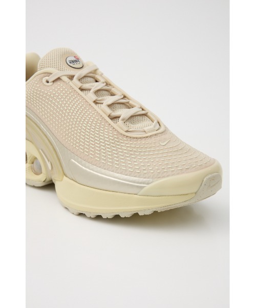 NIKE(ナイキ)の「エア マックス Dn(スニーカー・レディース・ベージュ・25cm/23cm/23.5cm/24cm/24.5cm)」の6枚目の写真