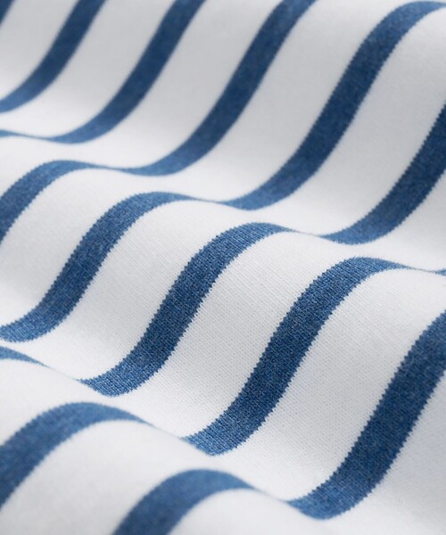 BROOKS BROTHERS(ブルックスブラザーズ)の「スウェードコットン GFロゴ マリナーストライプ ロングスリーブTシャツ(Tシャツ/カットソー・メンズ・ブルー/ネイビー/ホワイト・MEDIUM/X-LARGE/X-SMALL/LARGE/SMALL)」の5枚目の写真