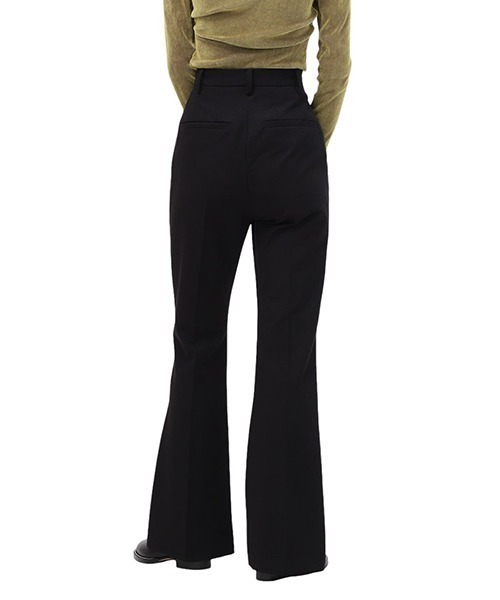 パンツ CLANE CENTER PRESS FLARE PANTS CLANE（クラネ）の「CENTER PRESS FLARE PANTS（スラックス