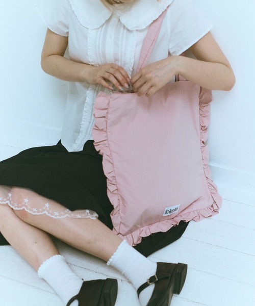FEKETE（フェケテ）の「fekete frill tote bag / フリルトートバッグ（トートバッグ・レディース・ピンク・FREE）」の5枚目の写真