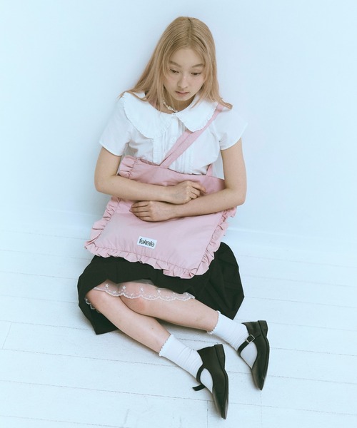 FEKETE（フェケテ）の「fekete frill tote bag / フリルトートバッグ（トートバッグ・レディース・ピンク・FREE）」の2枚目の写真