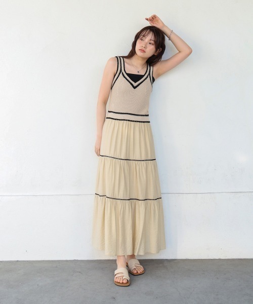 Bab(バブ)の「【S・Mサイズ展開】ニットドッキングティアードワンピース(ワンピース・レディース・ブラック/ライトグリーン/ベージュ・S/M)」の8枚目の写真