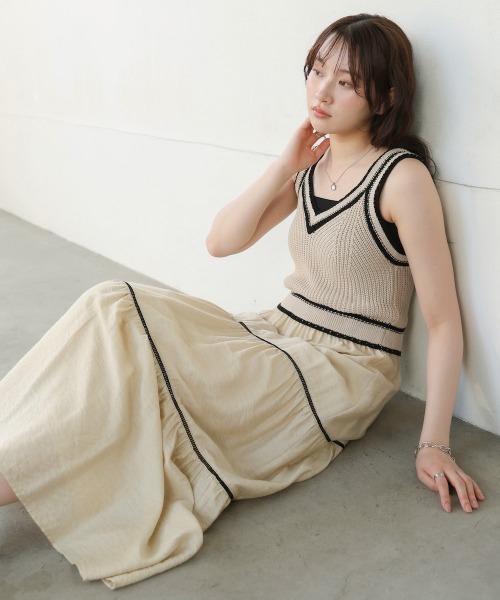 Bab(バブ)の「【S・Mサイズ展開】ニットドッキングティアードワンピース(ワンピース・レディース・ブラック/ライトグリーン/ベージュ・S/M)」の10枚目の写真
