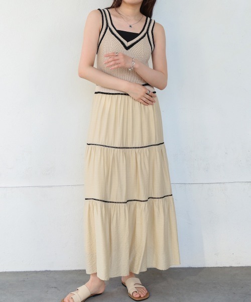 Bab(バブ)の「【S・Mサイズ展開】ニットドッキングティアードワンピース(ワンピース・レディース・ブラック/ライトグリーン/ベージュ・S/M)」の13枚目の写真