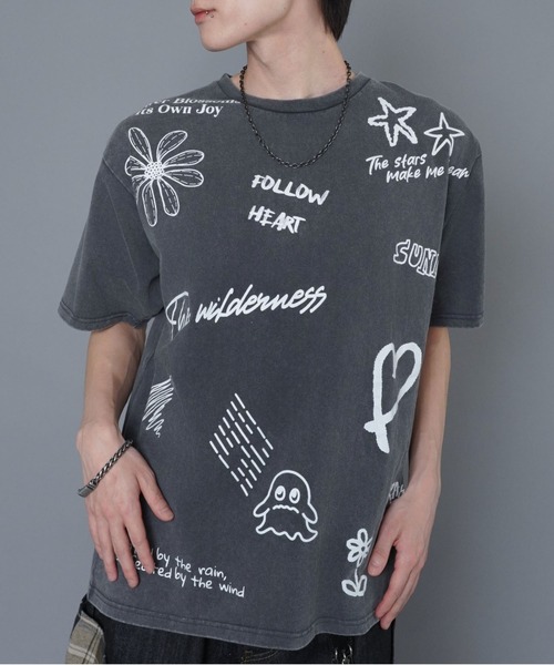 SPINNS(スピンズ)の「ヴィンテージライクプリントTシャツ/ペイントロゴ(Tシャツ/カットソー・メンズ・ブラウン/ブラック/ホワイト・ONESIZE)」の1枚目の写真