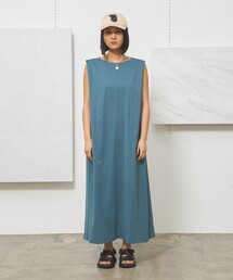 【WOMEN】タックポイントワンピース