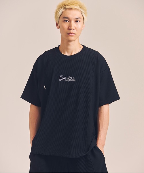 GALLIS ADDICTION(ガリスアディクション)の「GA 切替PLEATS-TEE(Tシャツ/カットソー・メンズ・ブラック/ホワイト・M/L)」の1枚目の写真