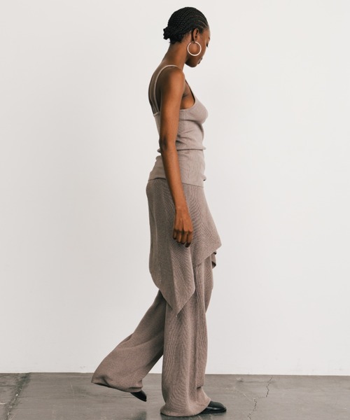 CREDONA(クレドナ)の「ACETATE KNIT CAMI/アセテートニットキャミ(キャミソール・レディース・ブラック/グレー系その他・FREE)」の6枚目の写真