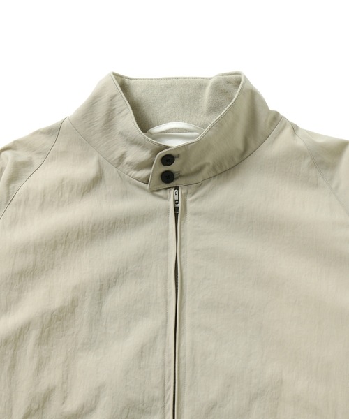 ATON(エイトン)の「ATON HIGH TWIST NYLON HARRINGTON JACKET JKAGGM0110(その他アウター・レディース・グリーン/ベージュ・48)」の4枚目の写真