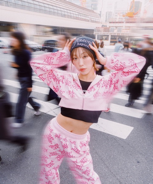 repipi armario（レピピ アルマリオ）の「【HOnOKAコラボ】ZIPパーカー【セットアップ着用可能】（パーカー・キッズ・ブラック/ピンク/レッド・MEDIUM/LARGE）」の5枚目の写真