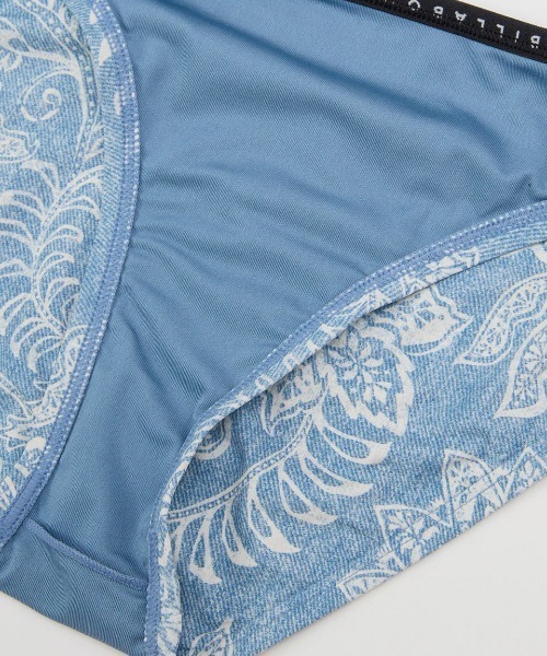 BILLABONG(ビラボン)の「【BILLABONG/ビラボン】25SS HIGH NECK BINDING BIKINI/水陸両用ペイズリー柄UVストレッチパイピングハイネックビキニ(水着)(水着・レディース・ブルー系その他/ブラック系その他・MEDIUM)」の20枚目の写真