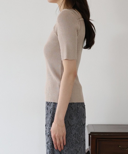BLUEEAST(ブルーイースト)の「アシメネックリブニット(ニット/セーター・レディース・チャコールグレー/アイボリー/ピンクベージュ・MEDIUM)」の12枚目の写真