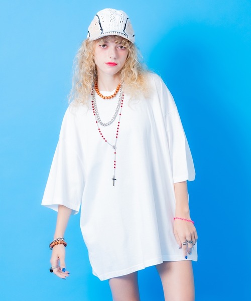 a.p.o.v.(エーピーオービー)の「a.p.o.v. クロスネックオーバーサイズTシャツ(Tシャツ/カットソー・メンズ・ベージュ/ブラック/グレー/ホワイト・ONESIZE)」の2枚目の写真