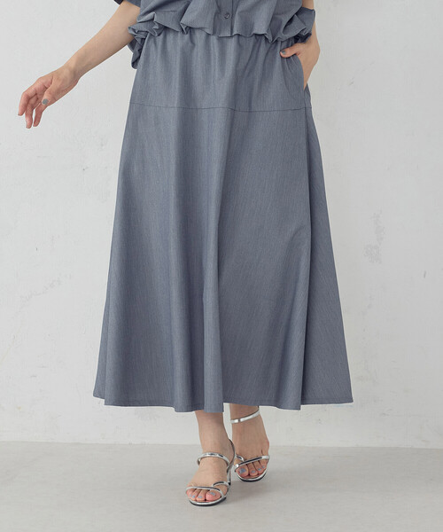 COMME CA ISM(コムサイズム)の「切り替えフレア スカート / セットアップ対応(スカート・レディース・グレー/サックスブルー・FREE)」の2枚目の写真