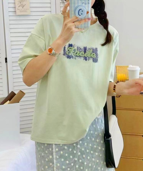 aimoha(アイモハ)の「ロゴプリントゆるTシャツ (SS)(Tシャツ/カットソー・レディース・ブルー/ライトベージュ/ホワイト/ライトグリーン/ライトグレー・FREE)」の2枚目の写真
