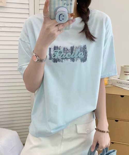 aimoha(アイモハ)の「ロゴプリントゆるTシャツ (SS)(Tシャツ/カットソー・レディース・ブルー/ライトベージュ/ホワイト/ライトグリーン/ライトグレー・FREE)」の16枚目の写真