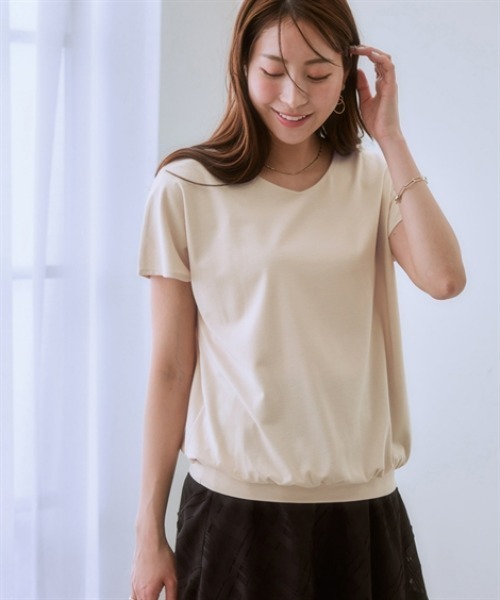 7days Life Styling（セブンデイズライフスタイリング）の「【接触冷感】シルケット加工フレンチスリーブVネックカットソートップス（Tシャツ/カットソー・レディース・ミント/ネイビー/ブラウン/オフホワイト/ライトベージュ/ブルーグレー/チャコール・S/M/L/LL/3L）」の5枚目の写真