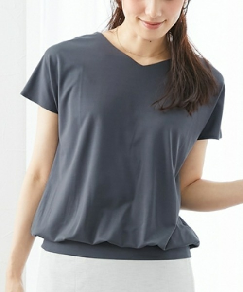 7days Life Styling（セブンデイズライフスタイリング）の「【接触冷感】シルケット加工フレンチスリーブVネックカットソートップス（Tシャツ/カットソー・レディース・ミント/ネイビー/ブラウン/オフホワイト/ライトベージュ/ブルーグレー/チャコール・S/M/L/LL/3L）」の4枚目の写真