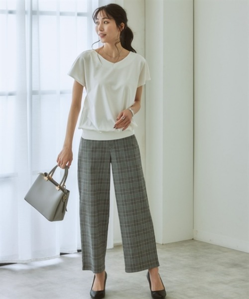 7days Life Styling（セブンデイズライフスタイリング）の「【接触冷感】シルケット加工フレンチスリーブVネックカットソートップス（Tシャツ/カットソー・レディース・ミント/ネイビー/ブラウン/オフホワイト/ライトベージュ/ブルーグレー/チャコール・S/M/L/LL/3L）」の16枚目の写真