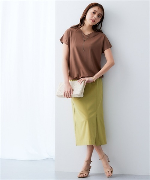 7days Life Styling（セブンデイズライフスタイリング）の「【接触冷感】シルケット加工フレンチスリーブVネックカットソートップス（Tシャツ/カットソー・レディース・ミント/ネイビー/ブラウン/オフホワイト/ライトベージュ/ブルーグレー/チャコール・S/M/L/LL/3L）」の18枚目の写真
