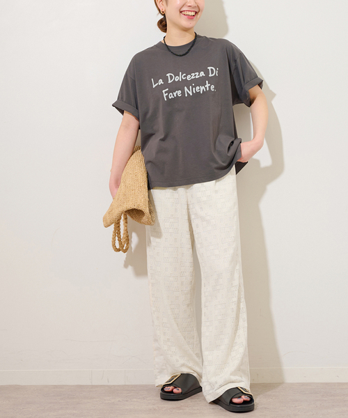 JOURNAL STANDARD relume(ジャーナルスタンダード レリューム)の「コットンペイントロゴTEE(Tシャツ/カットソー・レディース・チャコールグレー/ホワイト・FREE)」の3枚目の写真