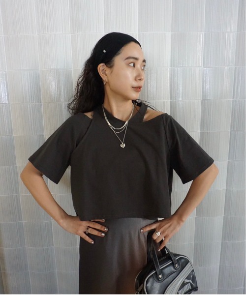 Ameri（アメリ）の「MEDI ASYMMETRY LAYERED TOP（Tシャツ/カットソー・レディース・パープル/ホワイト/ブラック・FREE）」の10枚目の写真