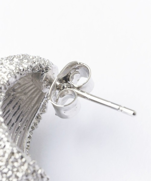 mic by Olu.（ミックバイオルドット）の「＜ ZOZOTOWN限定 ＞ムーンピアス（ピアス（両耳用）・レディース・シルバー/ゴールド・FREE）」の16枚目の写真