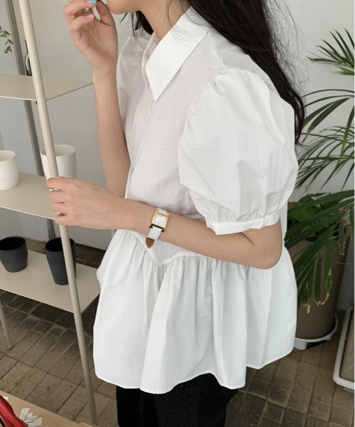 WEGO(ウィゴー)の「WEGO/ウエスト切り替えパフスリーブシャツトップス/ブラウス(シャツ/ブラウス・レディース・ブラック/ホワイト・LARGE/MEDIUM)」の4枚目の写真