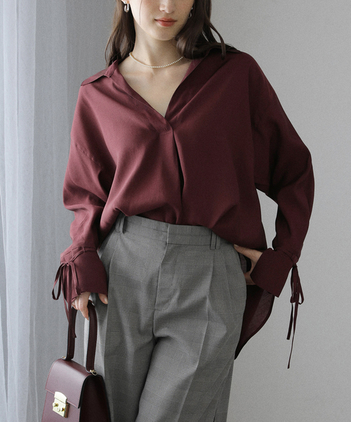 La TOTALITE(ラトータリテ)の「【洗える】スキッパーオータムシャツ(シャツ/ブラウス・レディース・スカイブルー/レッド/ベージュ・FREE)」の3枚目の写真