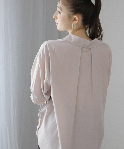 La TOTALITE(ラトータリテ)の「【洗える】スキッパーオータムシャツ(シャツ/ブラウス・レディース・スカイブルー/レッド/ベージュ・FREE)」の6枚目の写真