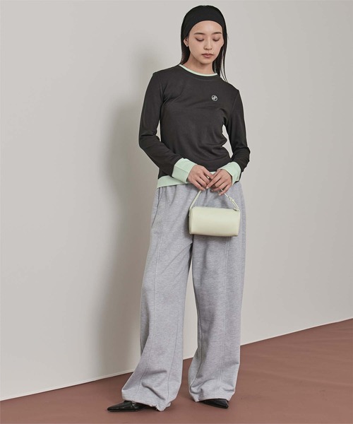 miette(ミエット)の「レイヤード風クルーネックカットソートップス(Tシャツ/カットソー・レディース・ダークブラウン/オートミール/チャコール/ライトイエロー・L/M)」の13枚目の写真