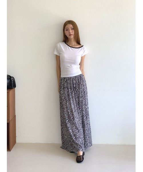 MINS MINIS(ミンスミニス)の「イージーワイドプリーツパンツ(その他パンツ・レディース・アイボリー/ブラック・FREE)」の12枚目の写真