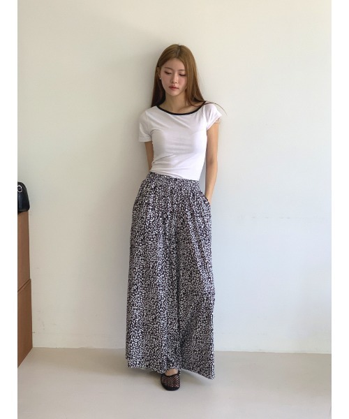 MINS MINIS(ミンスミニス)の「イージーワイドプリーツパンツ(その他パンツ・レディース・アイボリー/ブラック・FREE)」の11枚目の写真