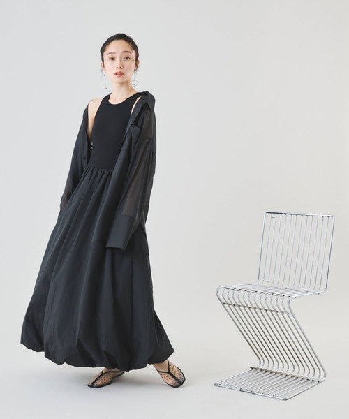 Muscat(マスカット)の「バルーンシルエット タンクワンピース(ワンピース・レディース・ブラック/オフホワイト・F)」の4枚目の写真