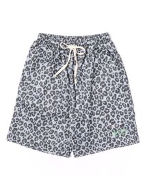 WARAIJOGO（ワライジョウゴ）の「【WARAIJOGO】ヒョウ柄ハーフパンツ/ショートパンツ(NEZ)（その他パンツ）」