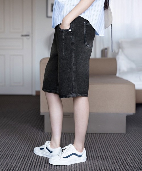 3.3 Field Trip （3.3フィールドトリップ）の「3.3Field Trip／サイドボタンデニム（デニムパンツ・レディース・ブラック・SMALL）」の4枚目の写真