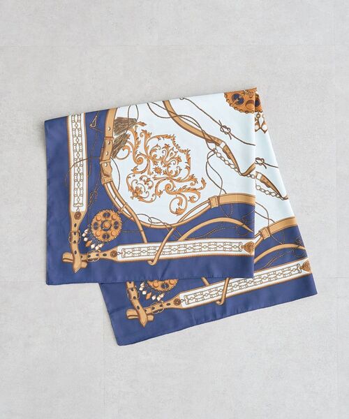 Green　Parks（グリーンパークス）の「・ベルトタッセルスカーフ 90×90（バンダナ/スカーフ・レディース・ブラック/ブルー・FREE）」の3枚目の写真