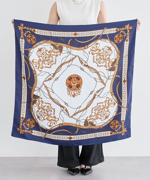 Green　Parks（グリーンパークス）の「・ベルトタッセルスカーフ 90×90（バンダナ/スカーフ・レディース・ブラック/ブルー・FREE）」の5枚目の写真