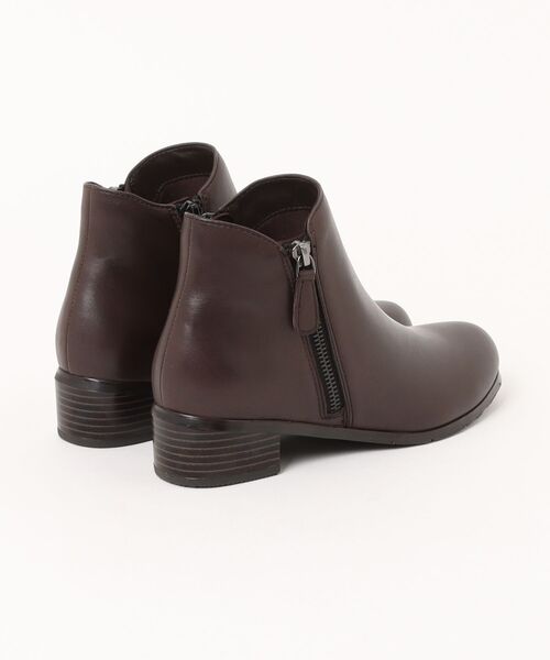 Piedi Nudi(ピエディヌーディ)の「piedi nudi/ピエディヌーディ 本革 ベーシック ショートブーツ(ブーツ・レディース・ダークブラウン/ブラック/グレー・24.0cm/23.5cm/23.0cm/22.5cm/24.5cm)」の4枚目の写真