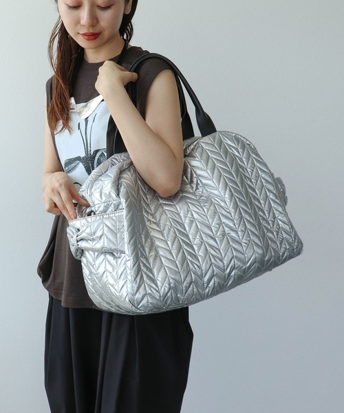 Cepica（セピカ）の「牛革×キルトBIGボストンバッグ（ボストンバッグ・レディース・シルバー/ブラック・FREE）」の10枚目の写真