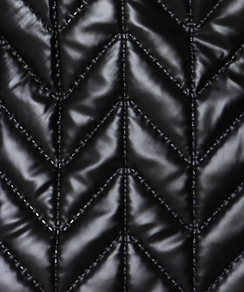 Cepica（セピカ）の「牛革×キルトBIGボストンバッグ（ボストンバッグ・レディース・シルバー/ブラック・FREE）」の9枚目の写真