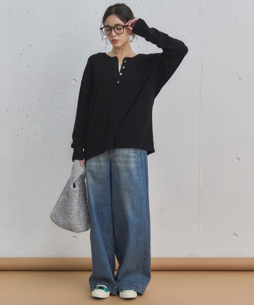 Doux archives（ドゥアルシーヴ）の「サイドベルトワイドデニムパンツ（デニムパンツ・レディース・ブルー/サックスブルー・36/38）」の10枚目の写真