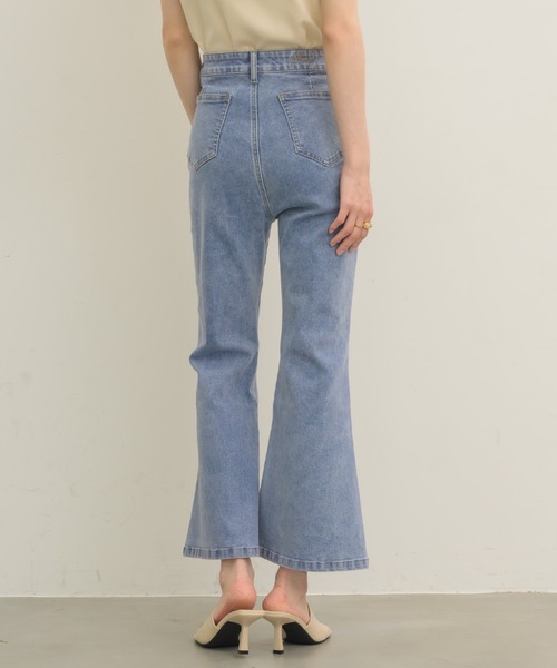 NEUNA（ヌナ）の「【NEUNA ORIGINAL】フレアデニム（デニムパンツ・レディース・ホワイト/ライトブルー・SMALL/MEDIUM/LARGE）」の9枚目の写真